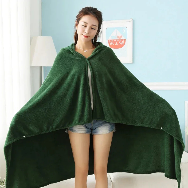 Attack Titan Cloak - ผ้าคลุมฟลานเนลลาย Attack on Titan ปี 2026