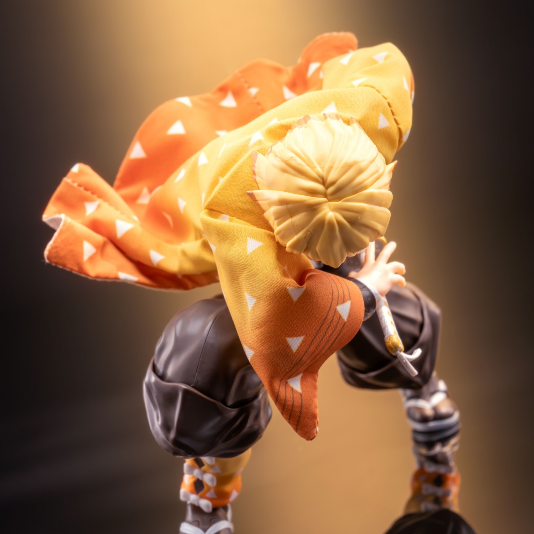 เสื้อคลุมกิโมโนและขนนกทอมือของ - Demon Slayer Haori บทวิจารณ์และราคา